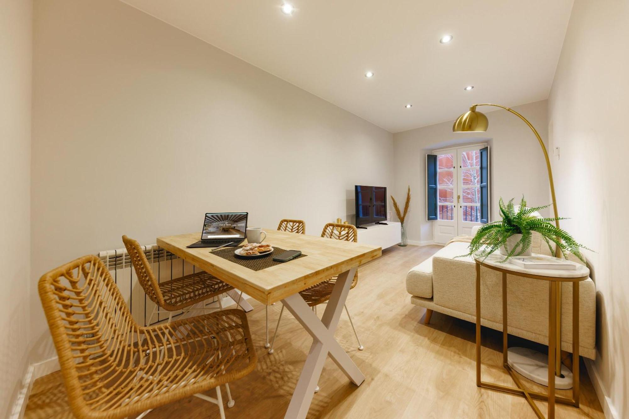 Apartamentos Mora 4 Gerona Habitación foto